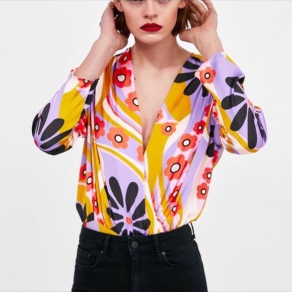 Zara Tops - ZARA FLORAL PRINT BODYSUIT FALL